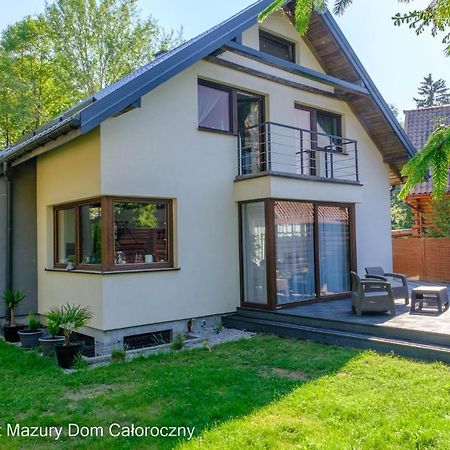 Czarny Kot Mazury Dom Caloroczny Villa Malkinie Exterior foto